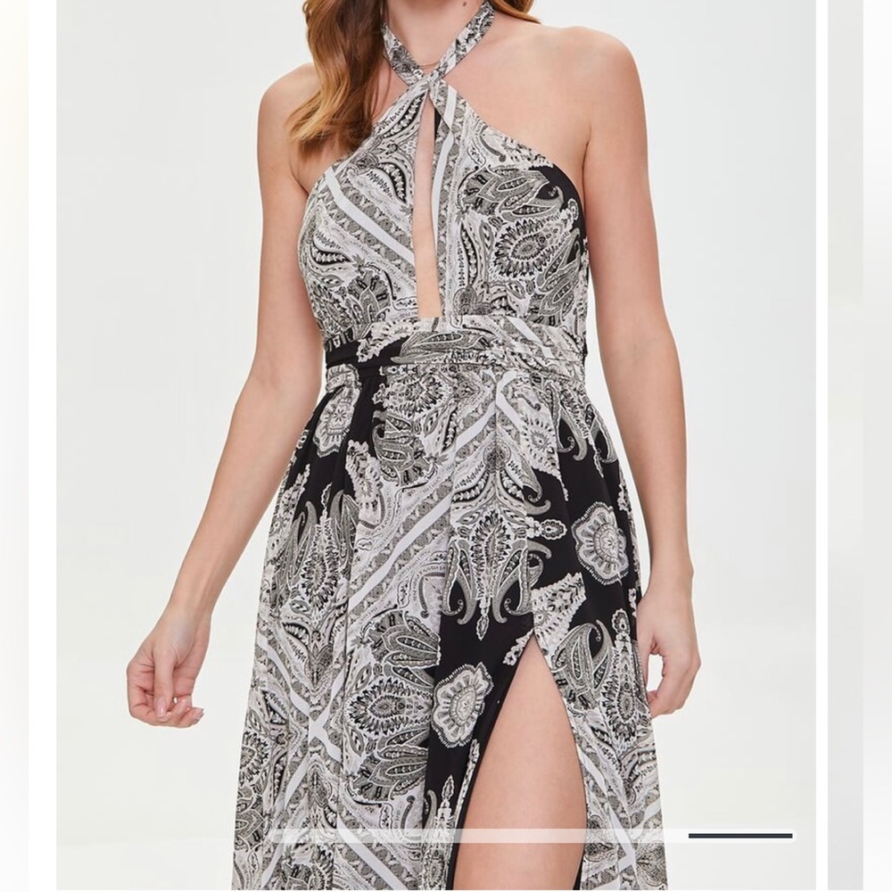 Forever 21 Chiffon Paisley Dress